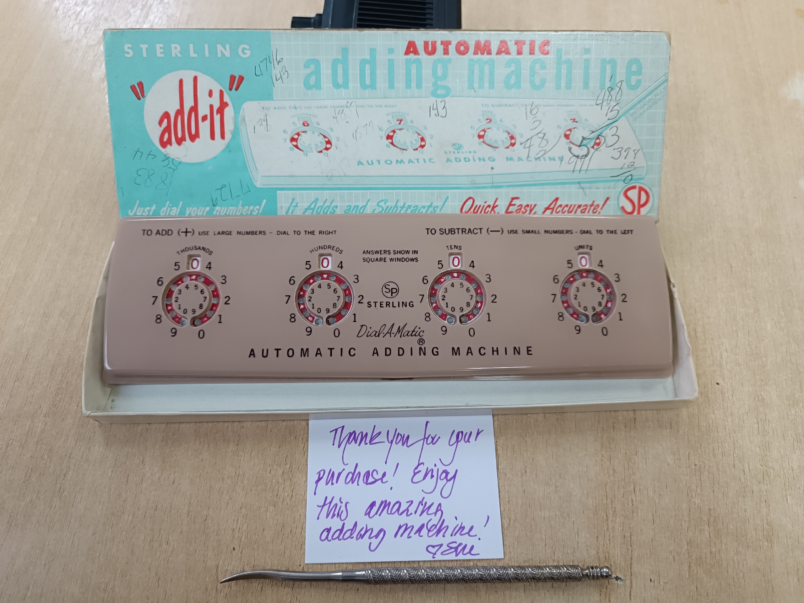 Механический калькулятор (арифмометр) — The Sterling Dial-A-Matic Adding Machine